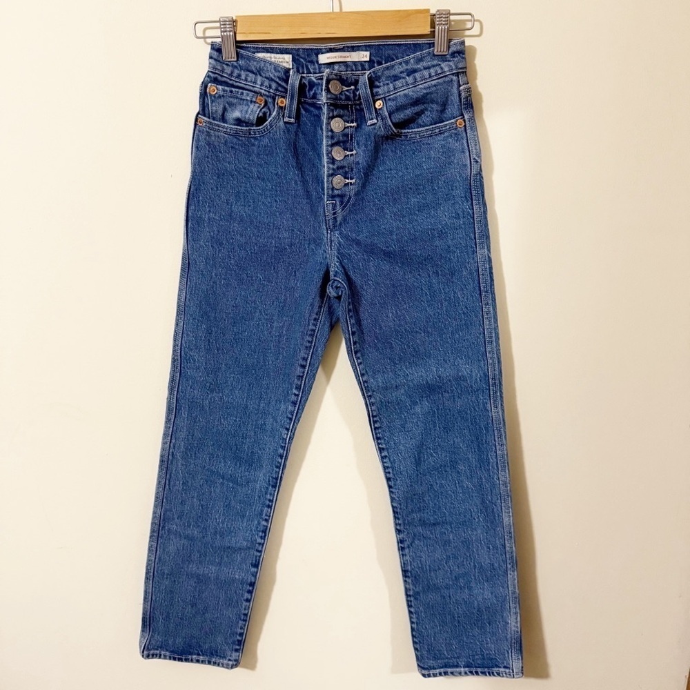Levis Womens Wedgie Straight Button Fly Jeans Size 24 Denim